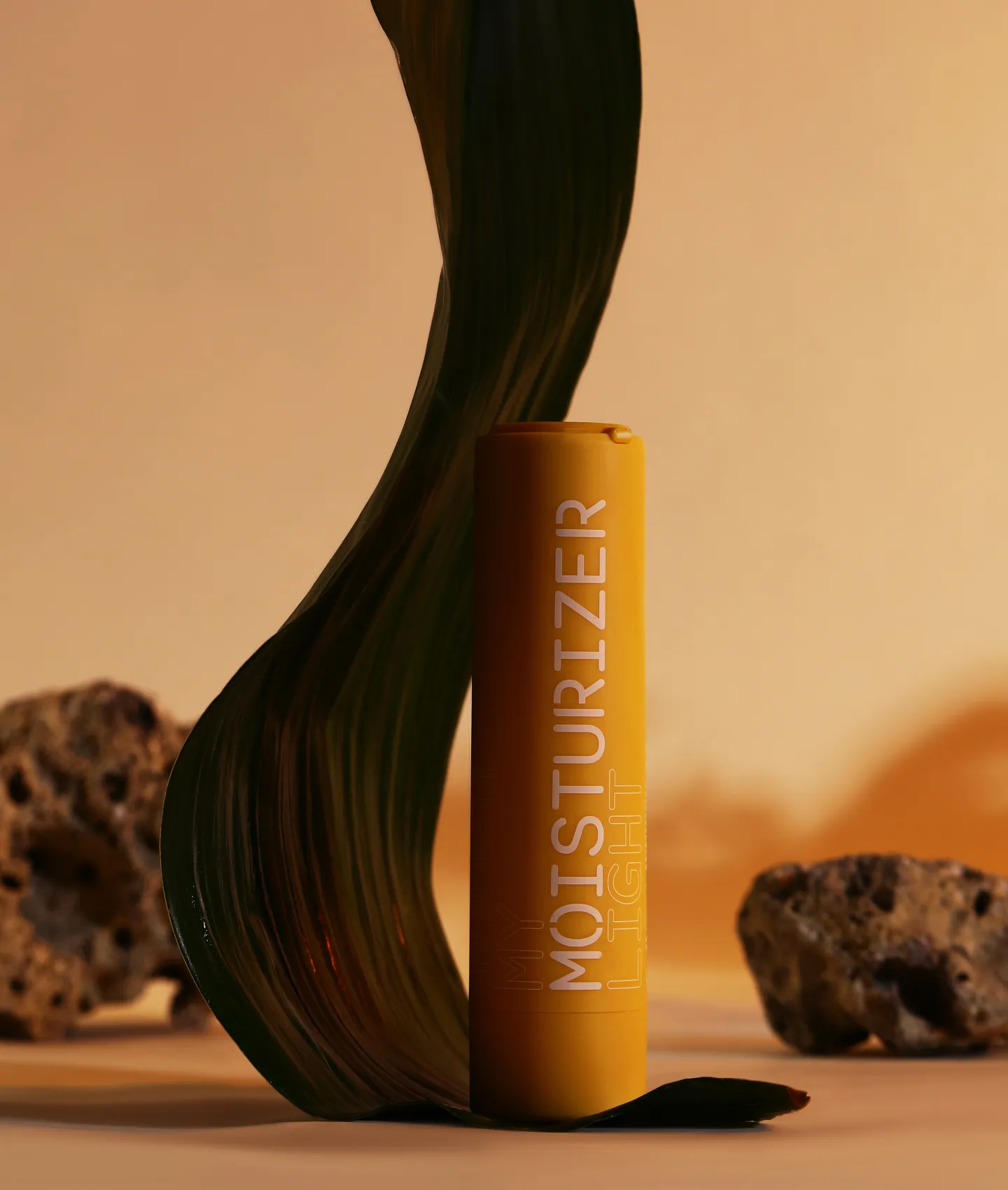 Aqua (Water), Simmondsia Chinensis (Jojoba) Seed Oil, Niacinamide, Cetearyl Alcohol/Potassium Cetyl Phosphate, Cetearyl Alcohol, Glycerin, Polydimethylsiloxane, Squalane, Trehalose, Hydrogenated Polyisobutene, Alkyl Malate, Aloe Barbadensis (Aloe Vera) Leaf Juice, Lactococcus Ferment Lysate, Glyceryl Stearate, Sodium L-Pyrrolidone Carboxylate/Sodium Lactate/L-Arginine/L-Aspartic Acid/L-Pyrrolidonecarboxylic Acid/Glycine/L-Alanine/L-Serine/L-Valine/L-Proline/L-Threonine/L-Isoleucine/L-Histidine/L-Phenylalanine/Aqua, Urea, Linoleic Acid, Linolenic Acid, Ammonium Acryloyldimethyltaurate/VP Copolymer, Phenoxyethanol/Methylparaben/Ethylparaben/Propylparaben, Alkyl Lactate, Hydrogenated Lecithin, Panthenol, Tocopherol, Capryloyl Glycine, Linum Usitatissimum (Linseed) Seed Protein, Linum Usitatissimum (Linseed) Seed Extract, Sodium Hyaluronate, Bis-Ethylhexyl Hydroxydimethoxy Benzylmalonate, Succinic Acid, Lactic Acid